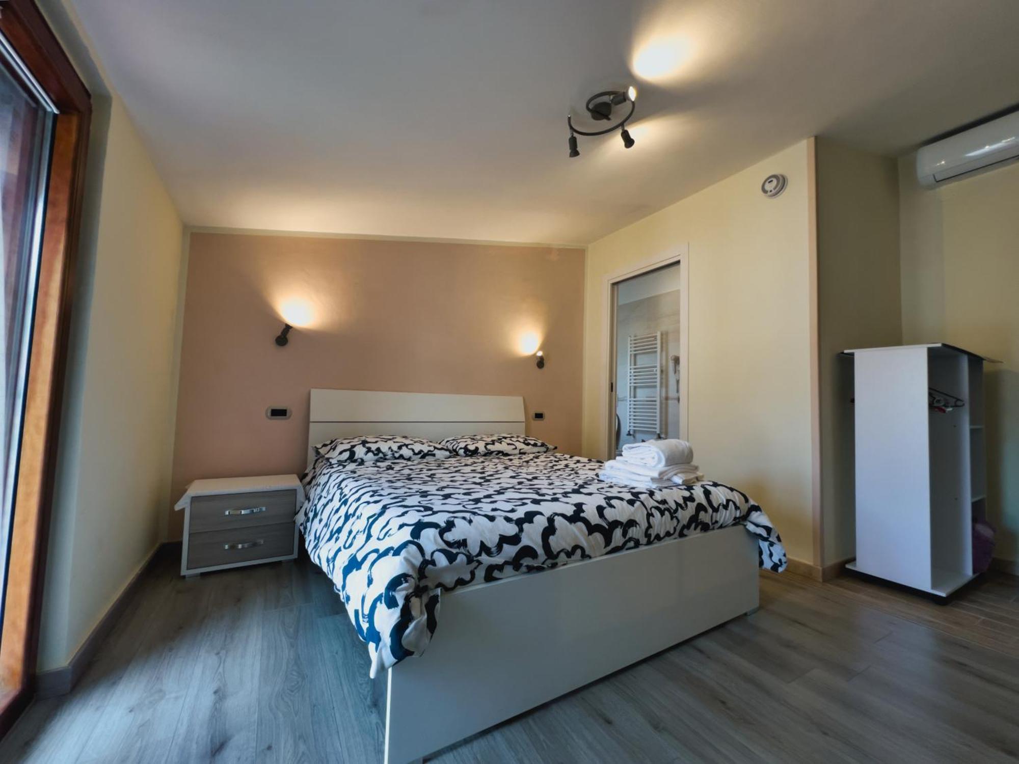 House Rene Apartment Аджерола Екстериор снимка